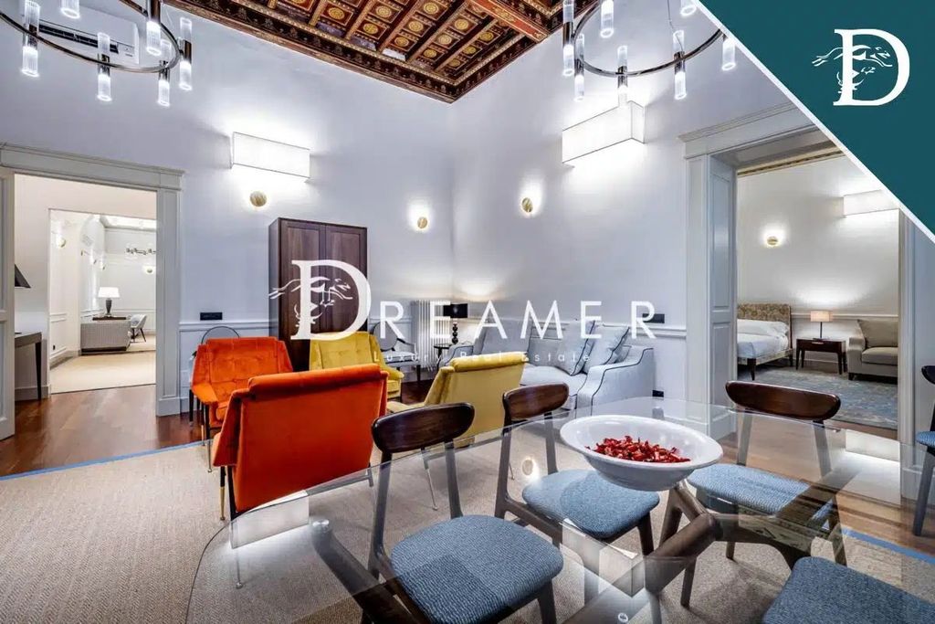 Квартира во Флоренции, Италия, 210 м² - фото 1
