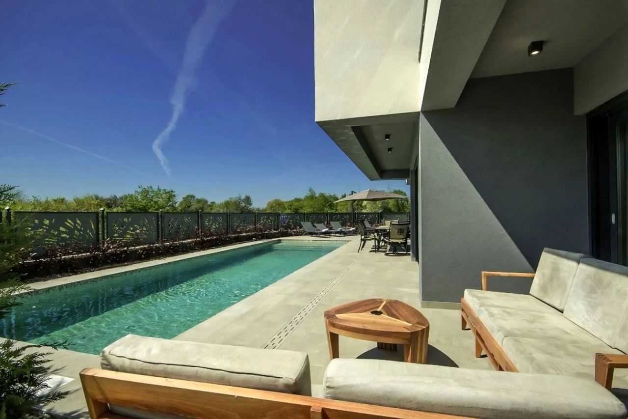 Вилла в Порече, Хорватия, 250 м² - фото 2