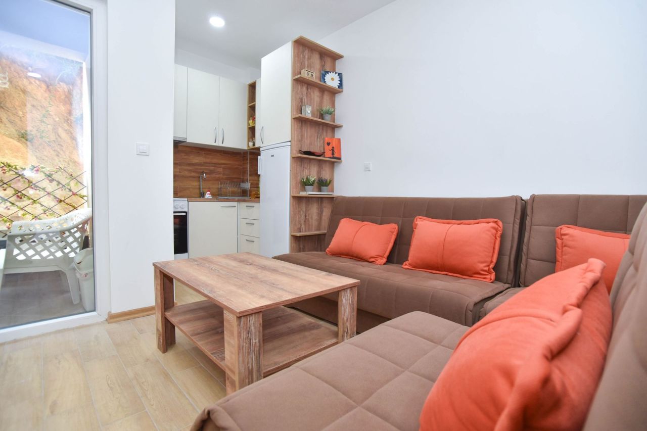 Апартаменты в Будве, Черногория, 30 м² - фото 1
