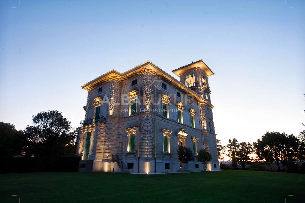 Вилла в Фояно-делла-Кьяне, Италия, 1 200 м² - фото 2