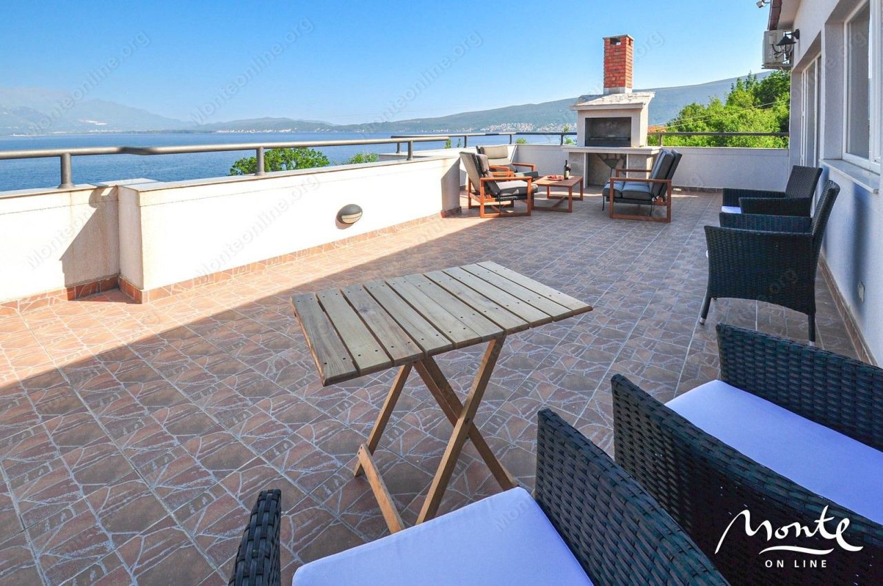 Вилла в Биеле, Черногория, 260 м² - фото 5