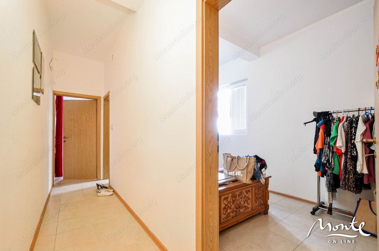 Апартаменты в Тивате, Черногория, 116 м² - фото 6