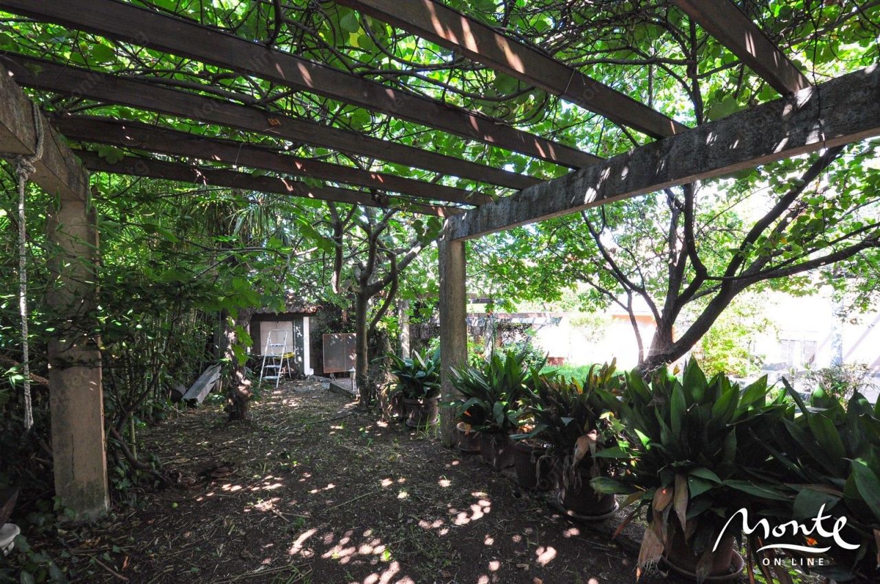 Инвестиционный проект в Тивате, Черногория, 220 м² - фото 6