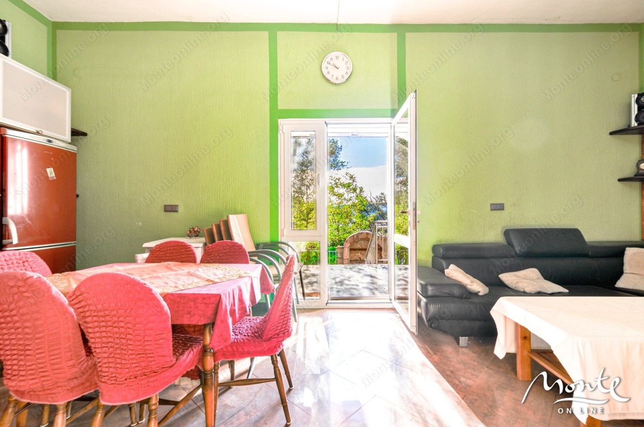 Вилла в Тивате, Черногория, 194 м² - фото 8