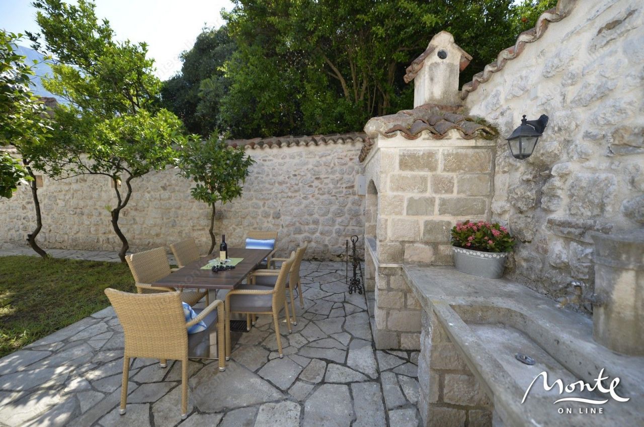 Отель, гостиница в Прчани, Черногория, 222 м² - фото 8