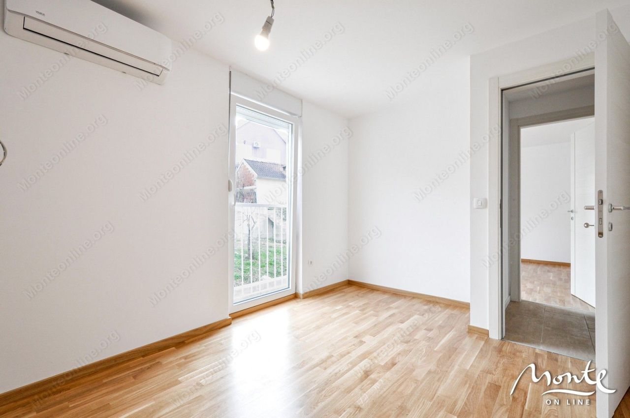 Апартаменты в Тивате, Черногория, 124 м² - фото 9