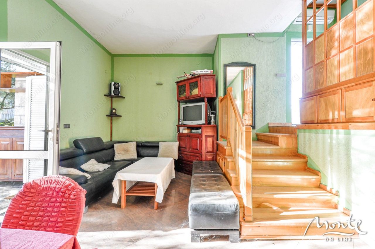 Вилла в Тивате, Черногория, 194 м² - фото 10