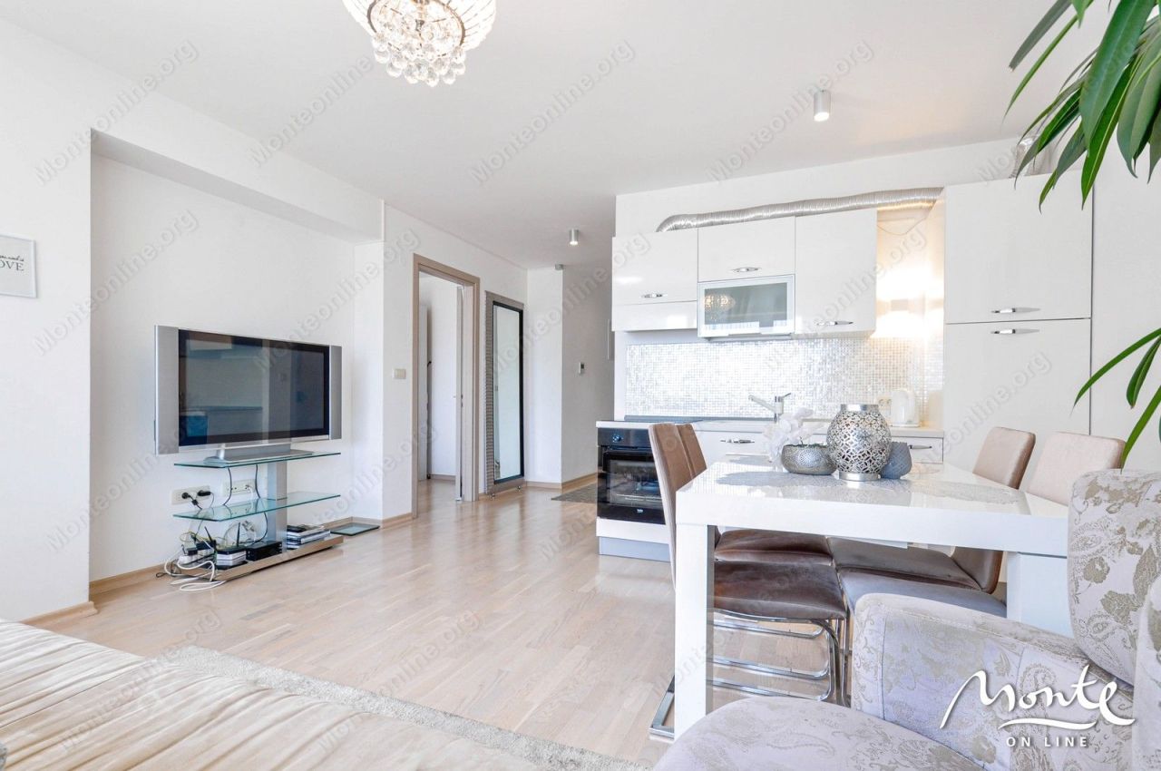 Апартаменты в Будве, Черногория, 48 м² - фото 10