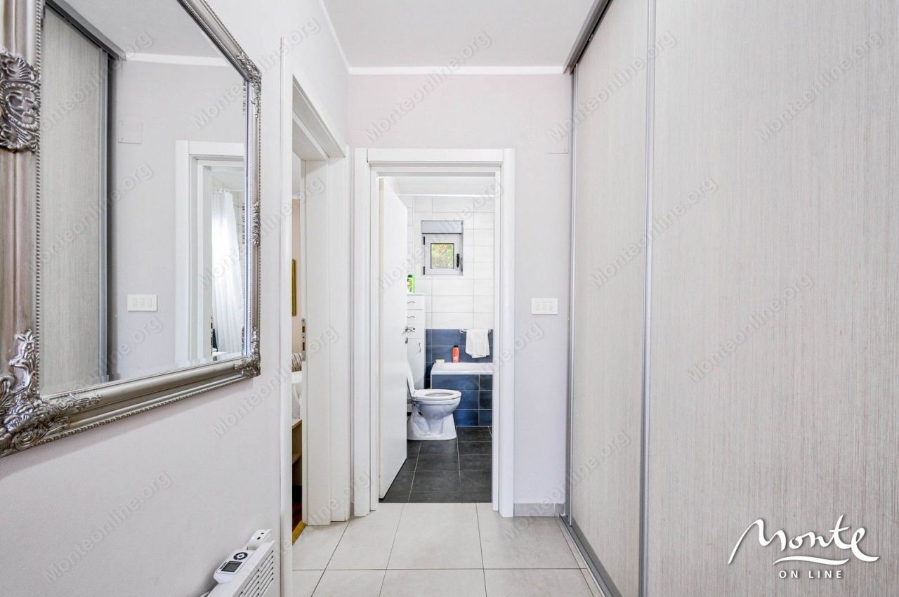 Апартаменты в Тивате, Черногория, 50 м² - фото 11