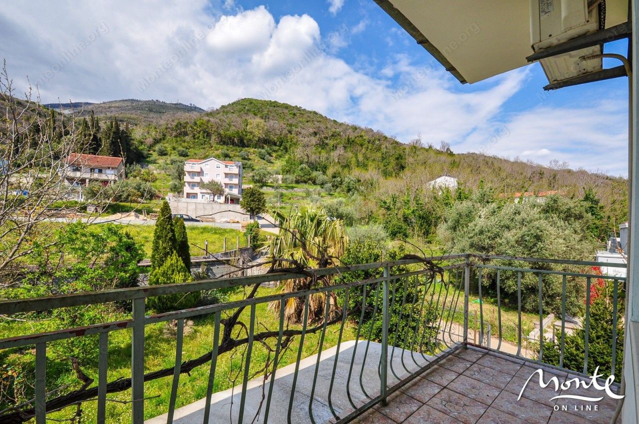 Вилла в Биеле, Черногория, 181 м² - фото 11