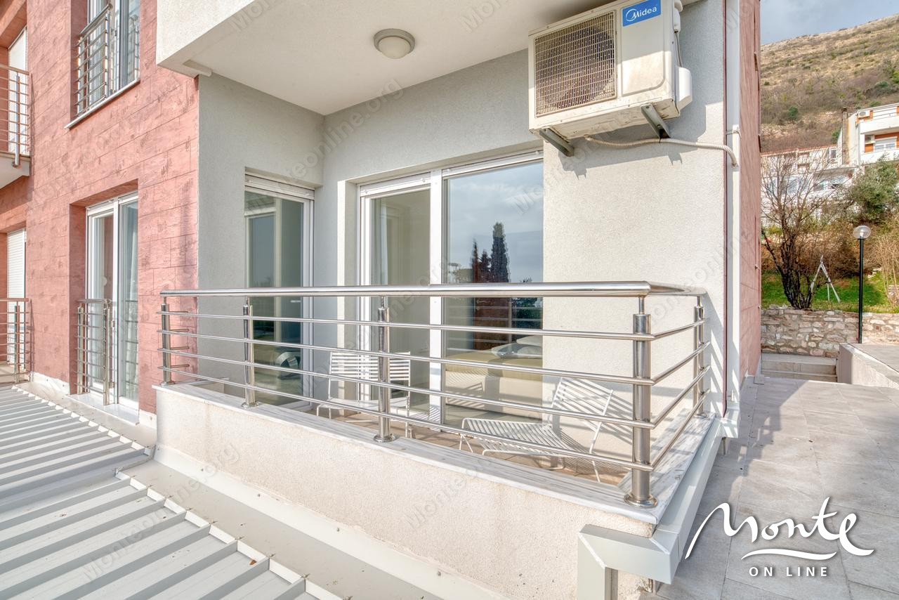 Апартаменты в Петроваце, Черногория, 85 м² - фото 11