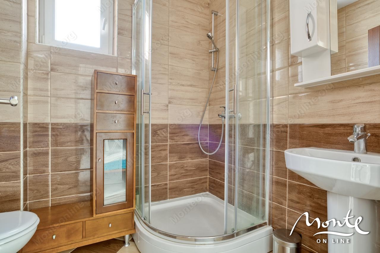 Апартаменты в Петроваце, Черногория, 85 м² - фото 12