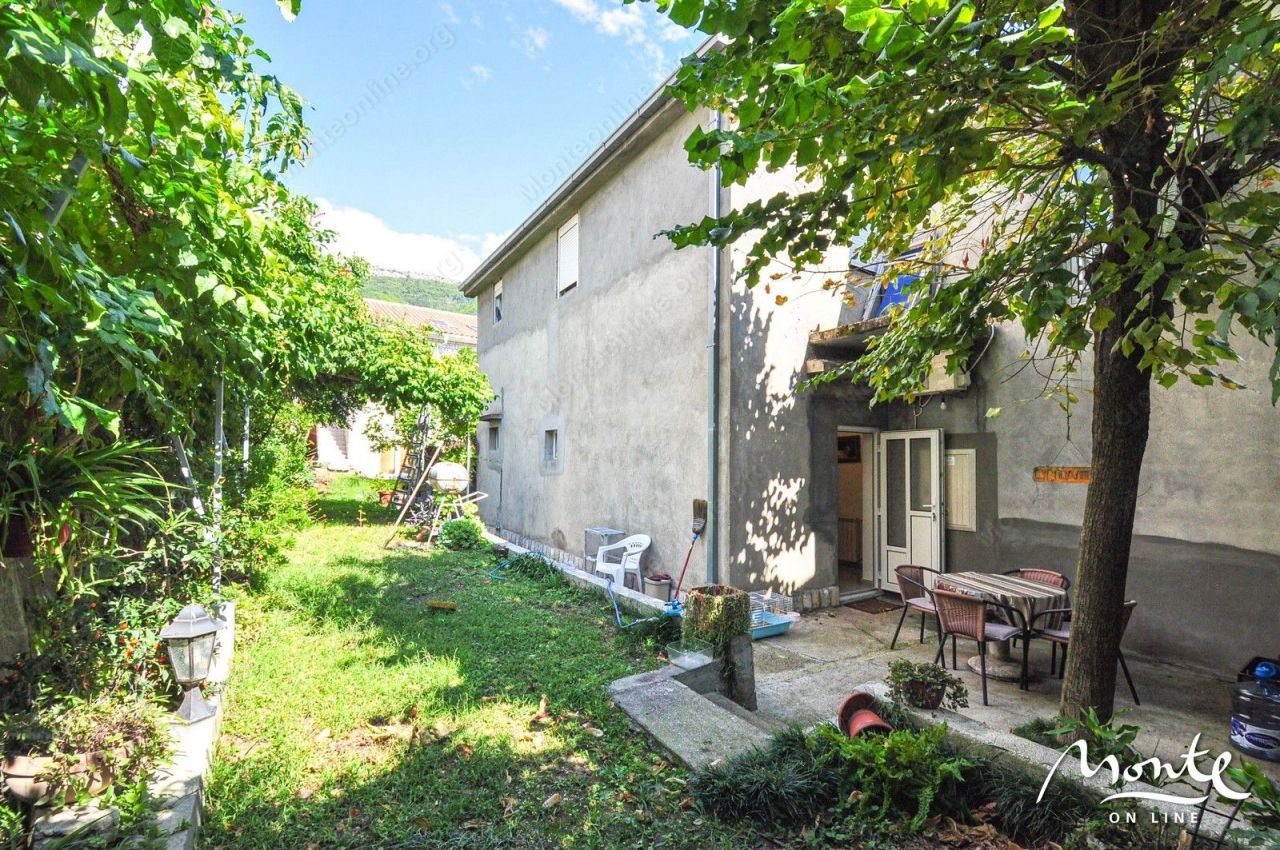 Апартаменты в Тивате, Черногория, 116 м² - фото 14