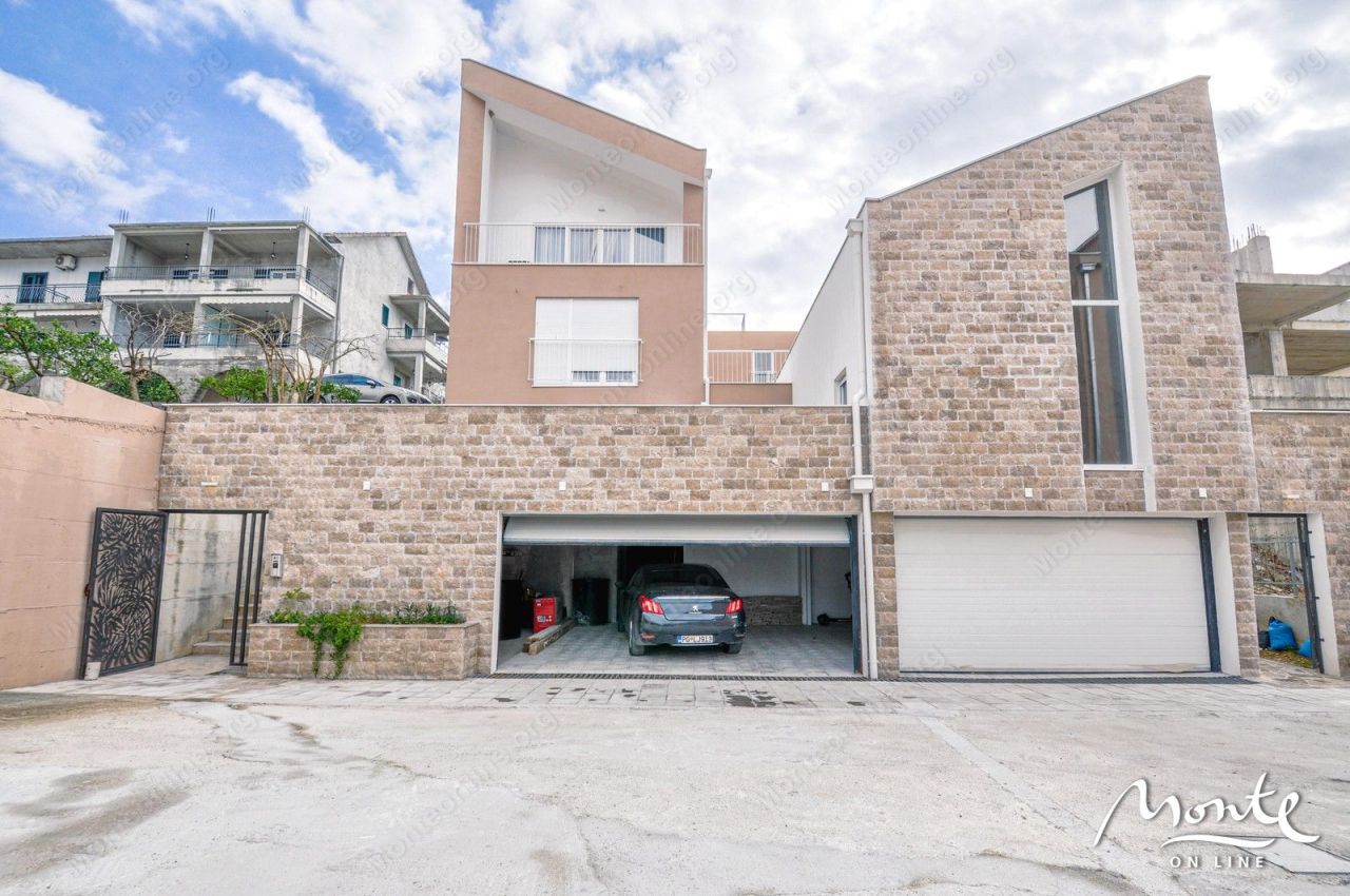 Апартаменты в Тивате, Черногория, 124 м² - фото 14