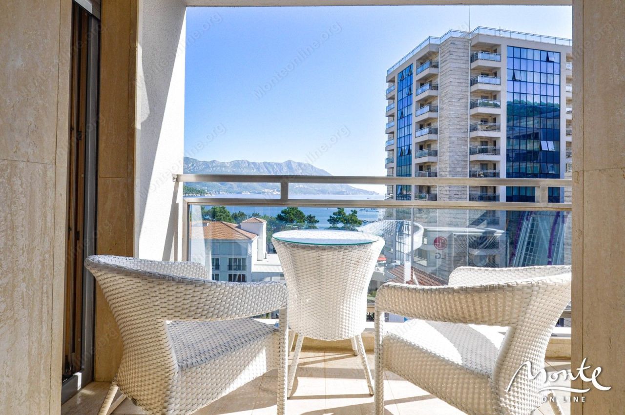 Апартаменты в Будве, Черногория, 48 м² - фото 17