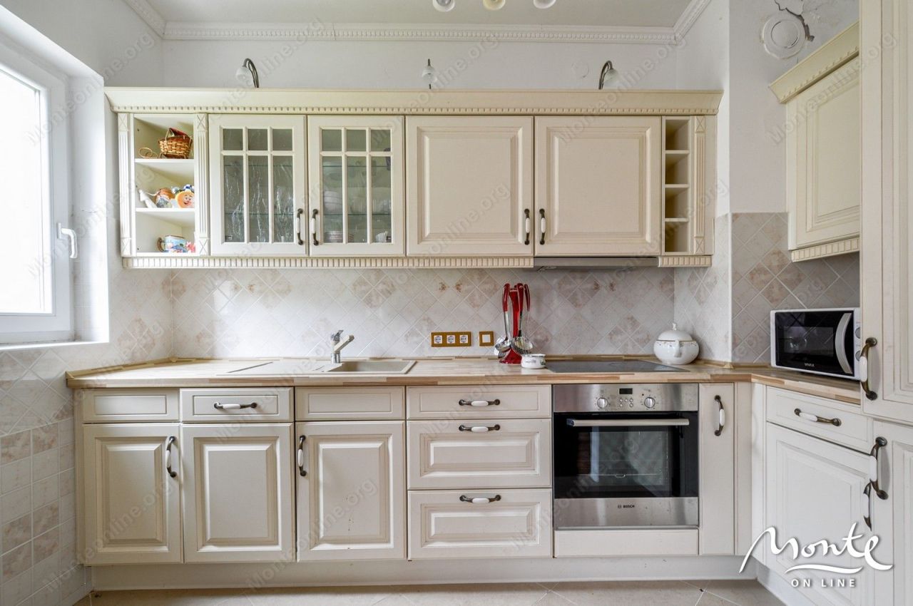 Вилла в Биеле, Черногория, 181 м² - фото 17