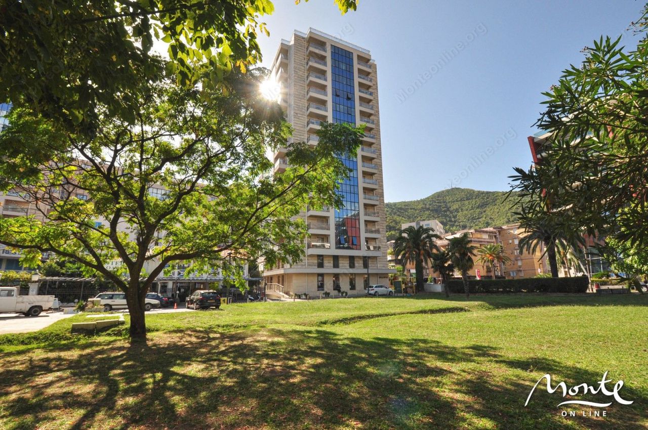 Апартаменты в Будве, Черногория, 48 м² - фото 19