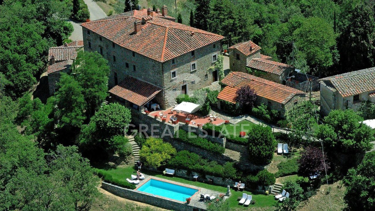 Дом в Кастильон-Фиорентино, Италия, 1 392.9 м² - фото 2