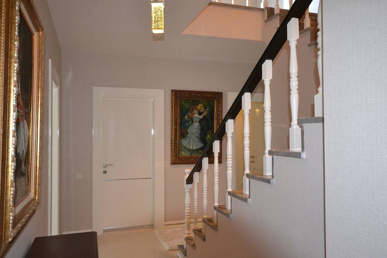 Вилла в Алании, Турция, 350 м² - фото 8