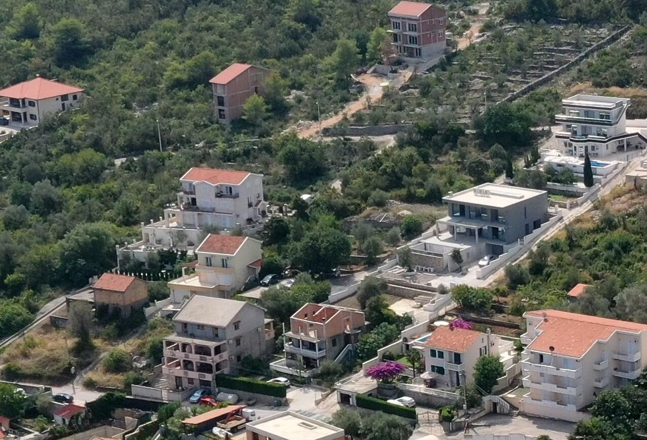 Земля в Тивате, Черногория, 572 м² - фото 3