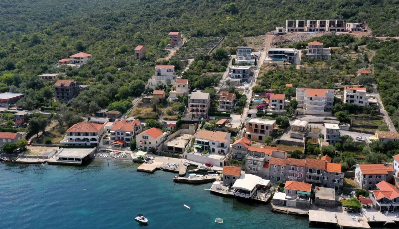 Земля в Тивате, Черногория, 572 м² - фото 4