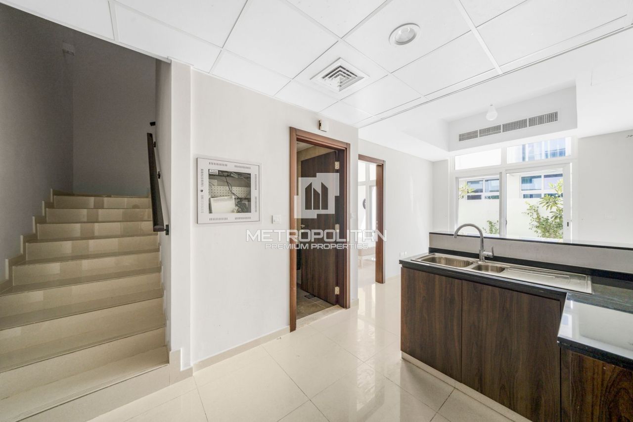 Таунхаус в Дубае, ОАЭ, 112 м² - фото 6