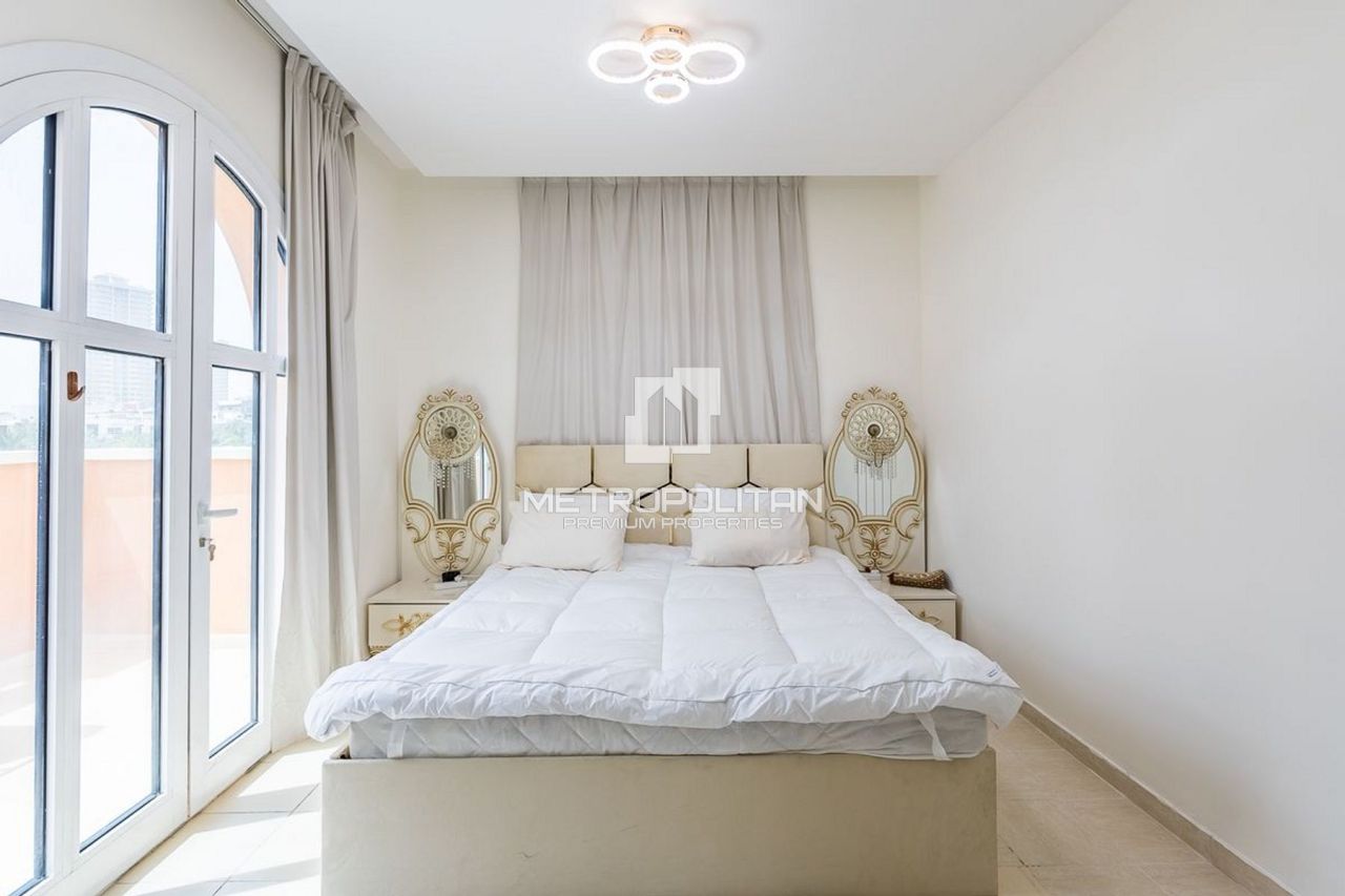 Вилла в Дубае, ОАЭ, 242 м² - фото 14