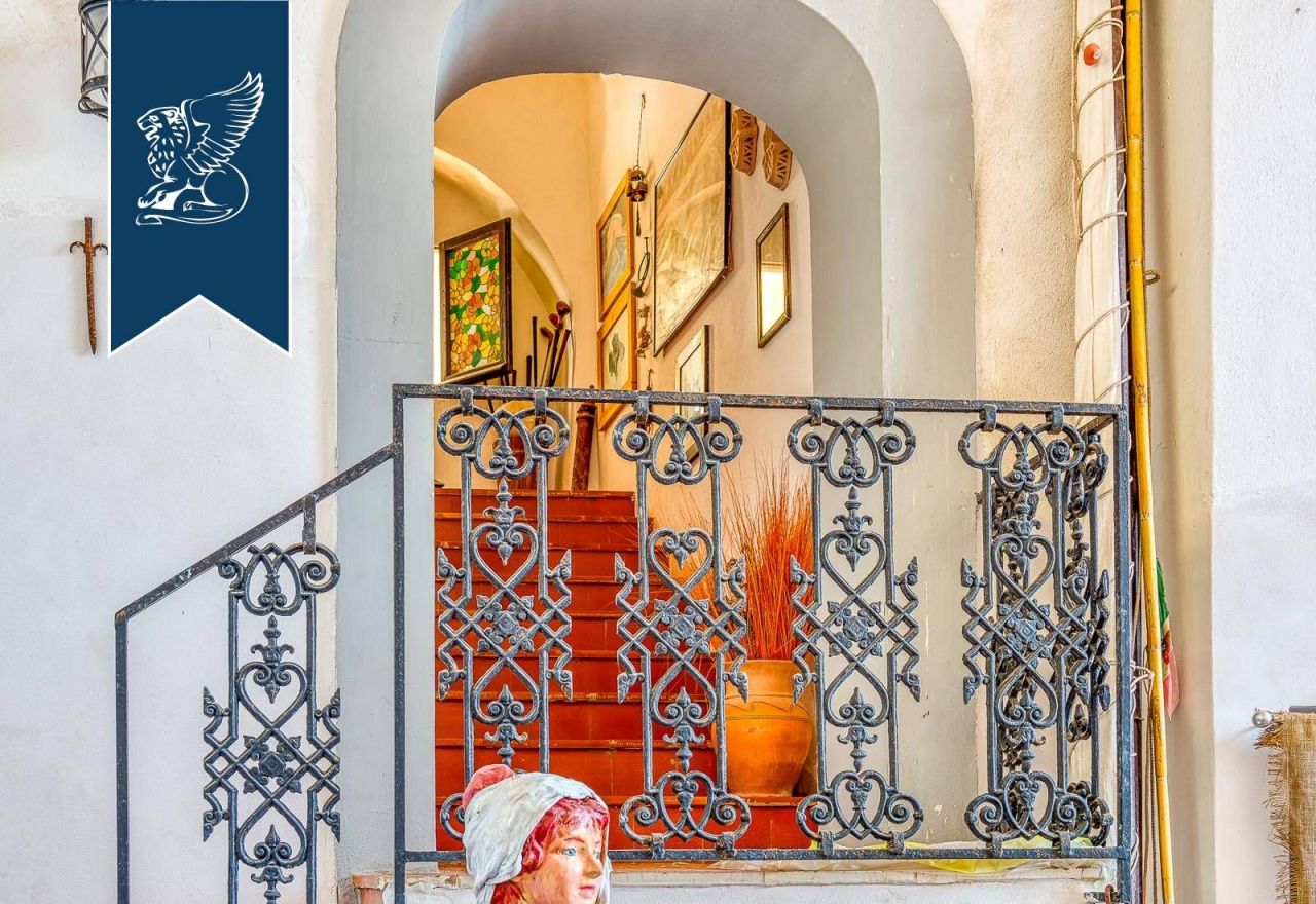 Вилла в Неаполе, Италия, 310 м² - фото 10