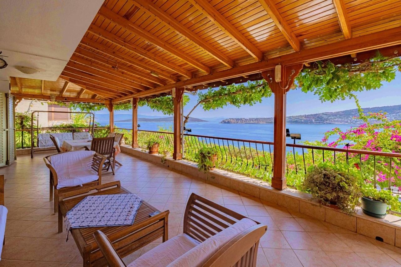 Вилла в Бодруме, Турция, 500 м² - фото 1