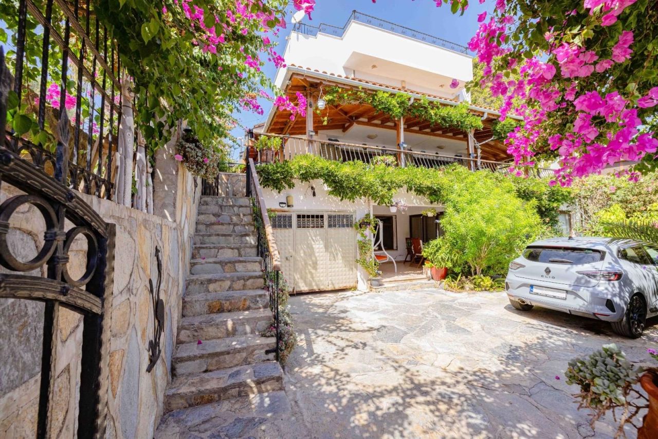 Вилла в Бодруме, Турция, 500 м² - фото 6