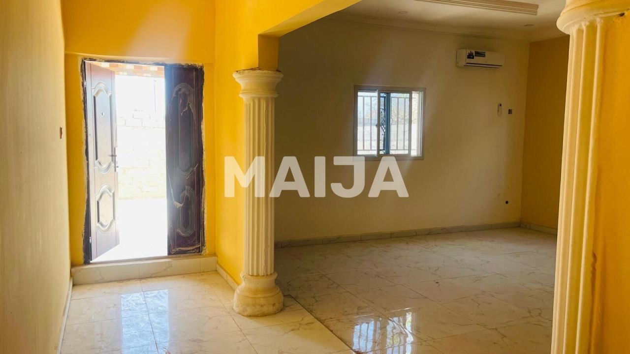 Дом Sanyang, Гамбия, 180 м² - фото 8