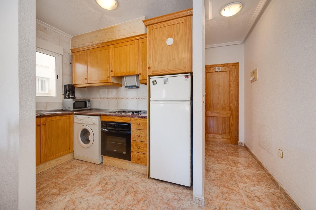 Квартира в Торревьехе, Испания, 60 м² - фото 3