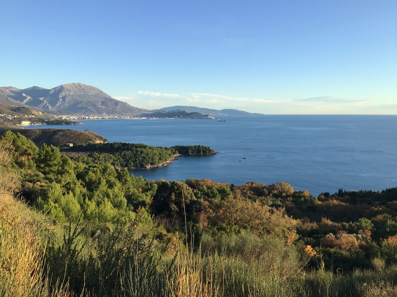 Дом под реконструкцию в Сутоморе, Черногория, 260 м² - фото 12