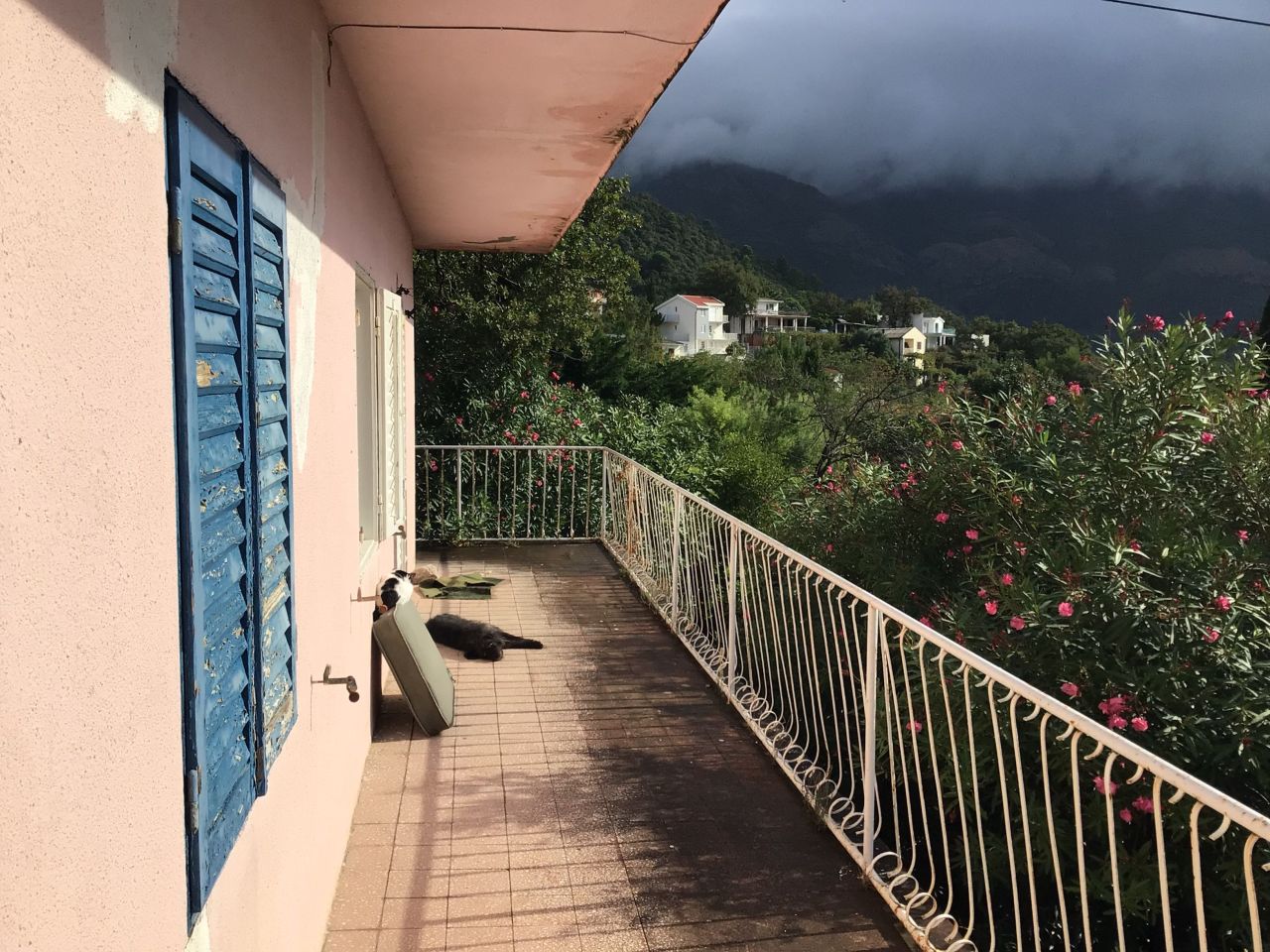 Дом под реконструкцию в Сутоморе, Черногория, 260 м² - фото 15