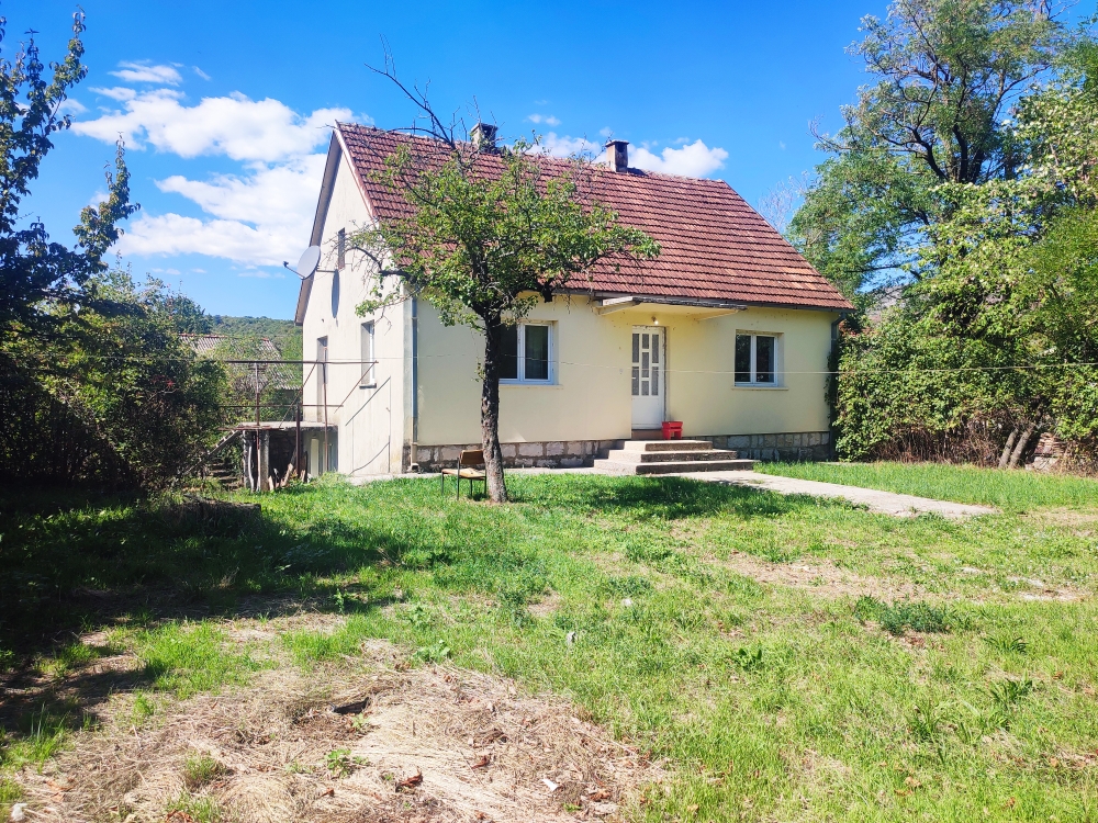 Дом в Никшиче, Черногория, 98 м² - фото 2