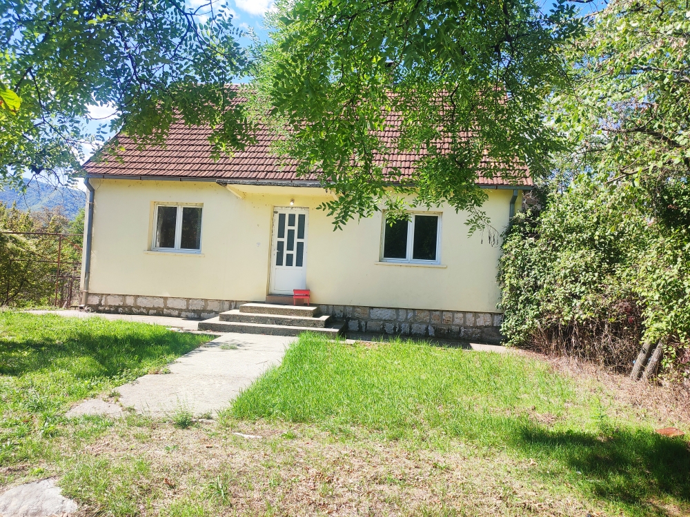 Дом в Никшиче, Черногория, 98 м² - фото 1