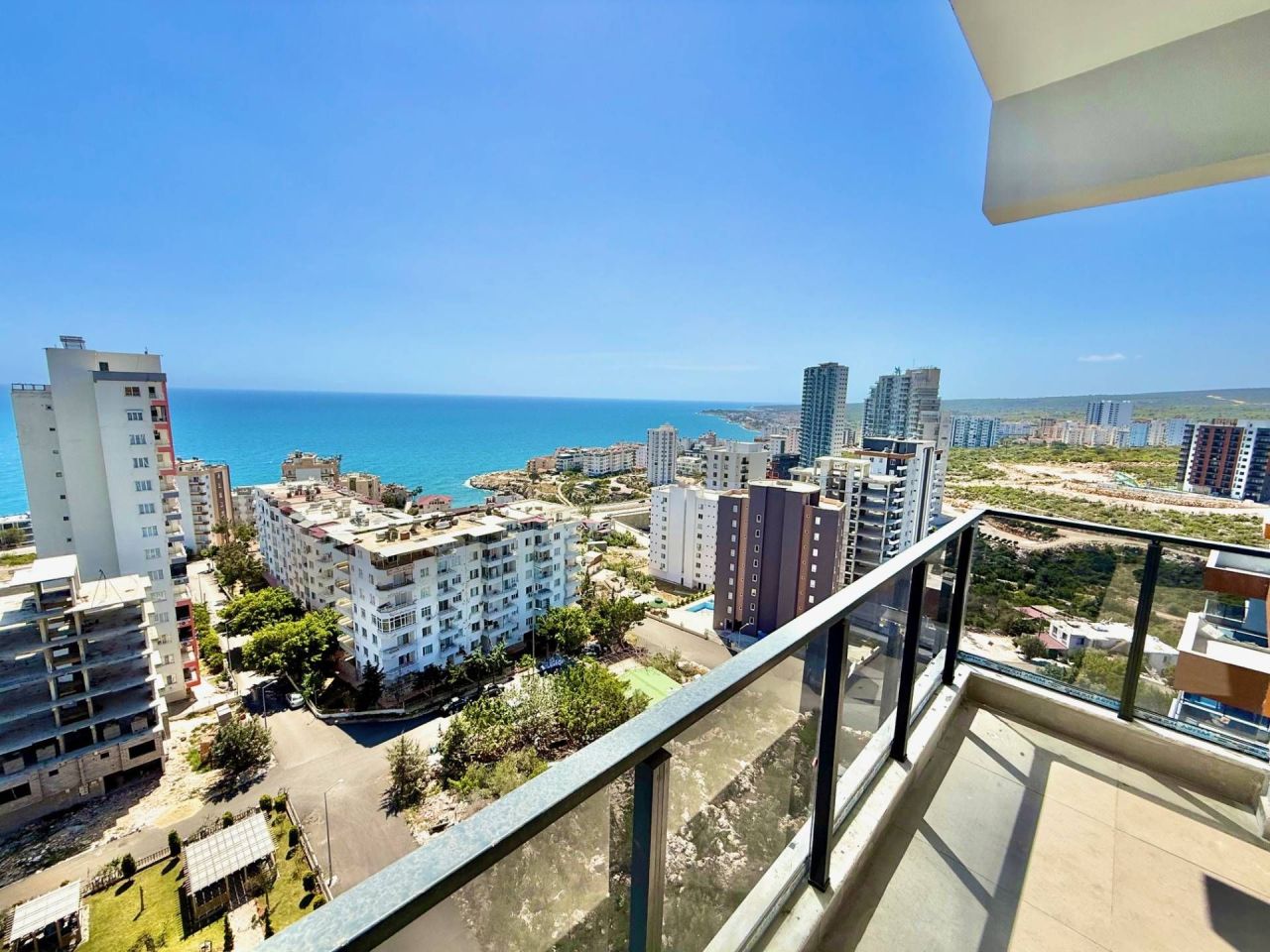 Квартира в Мерсине, Турция, 130 м² - фото 1