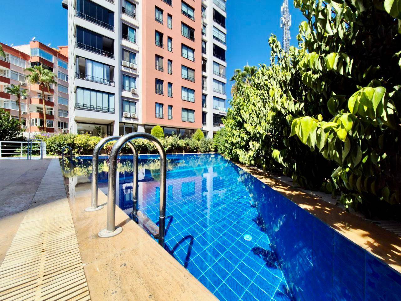 Квартира в Мерсине, Турция, 120 м² - фото 1