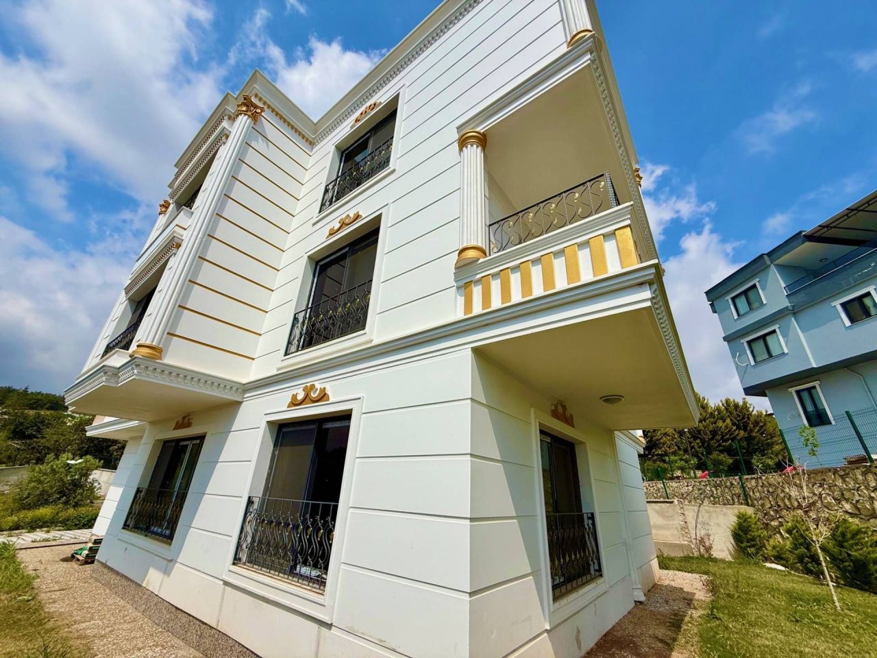 Вилла в Мерсине, Турция, 350 м² - фото 2