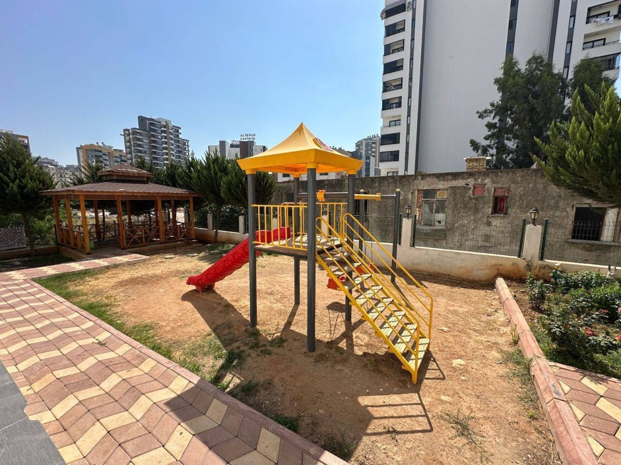 Квартира в Мерсине, Турция, 97 м² - фото 3