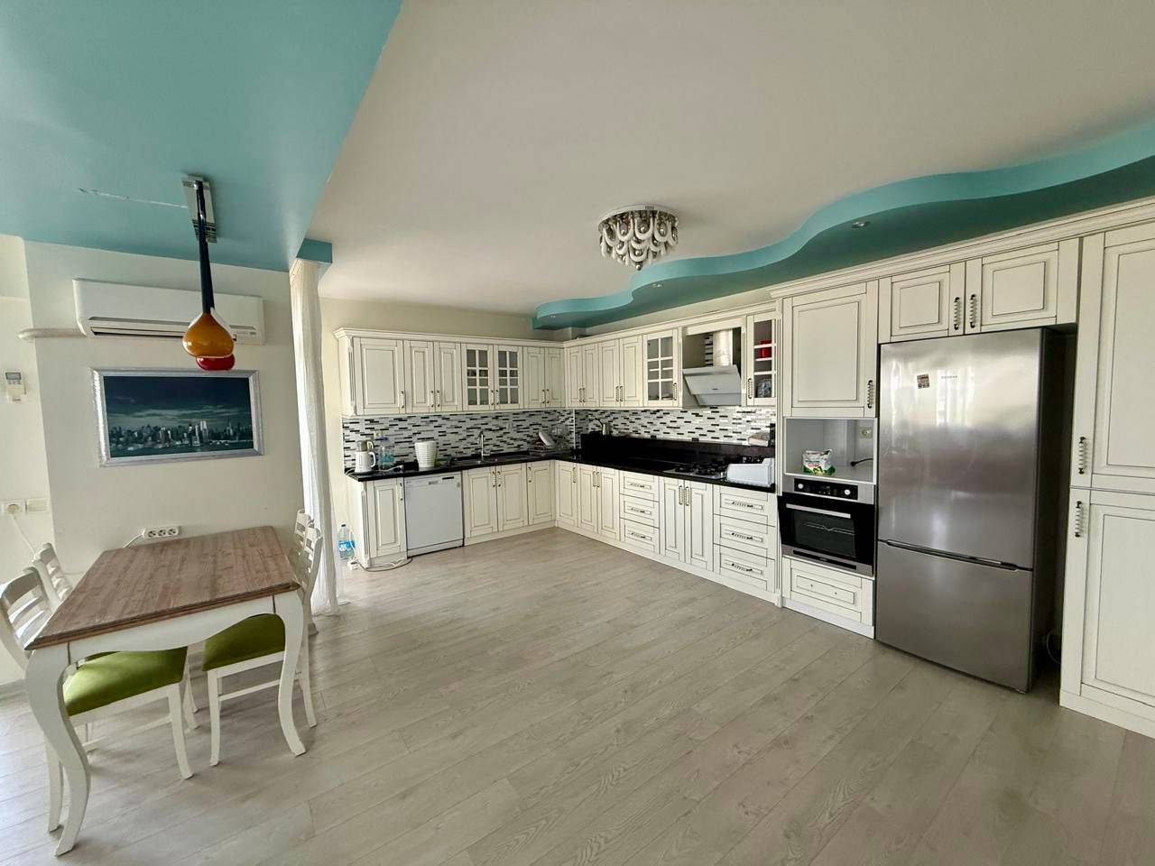 Квартира в Мерсине, Турция, 190 м² - фото 9