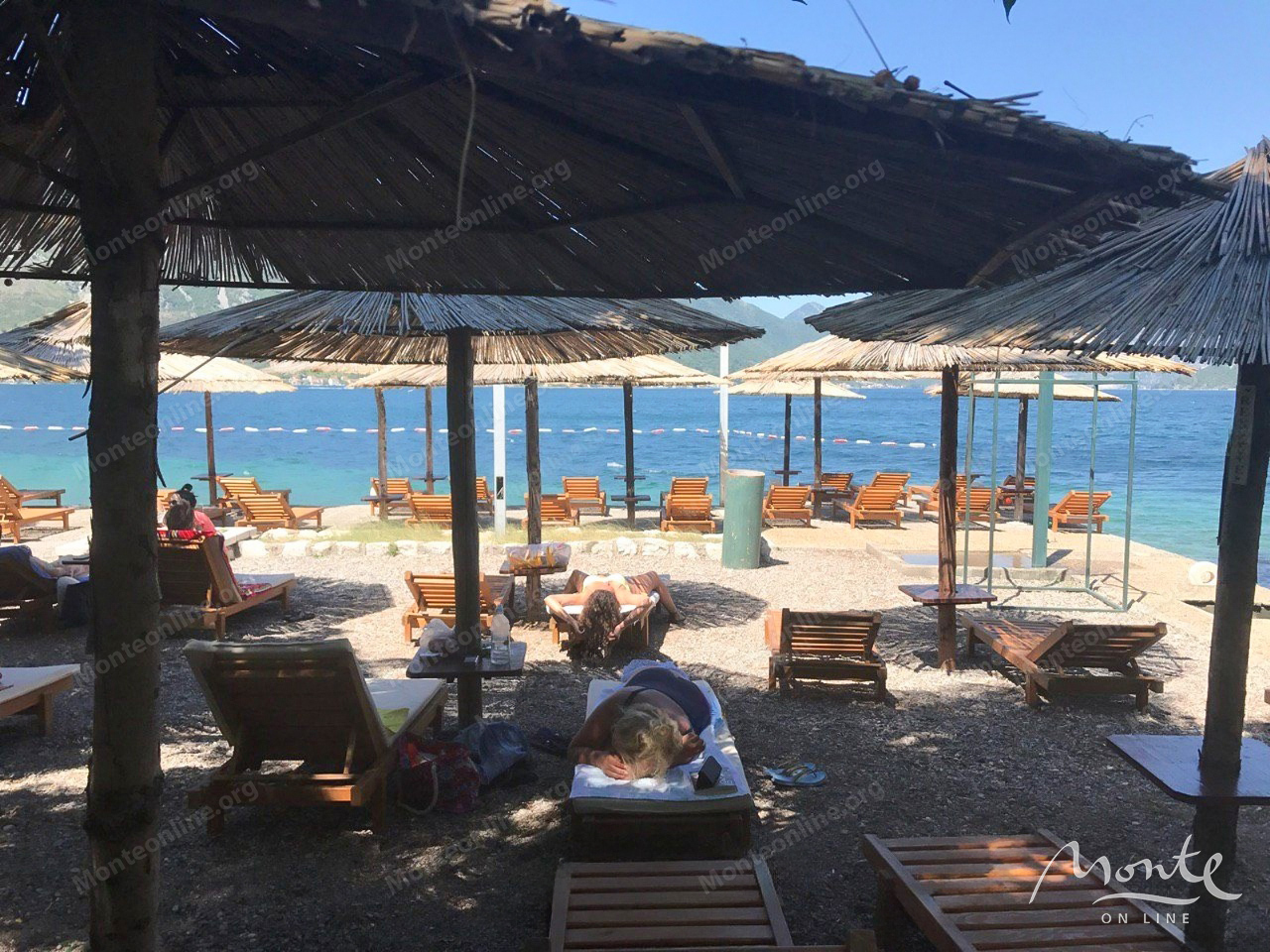 Апартаменты в Доброте, Черногория, 60 м² - фото 13