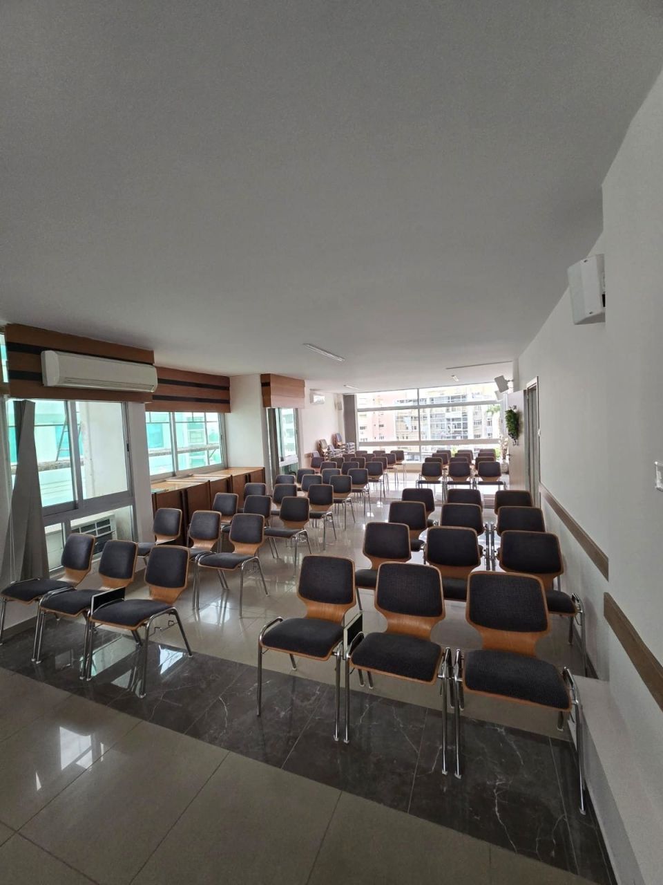 Офис в Лимасоле, Кипр, 220 м² - фото 2