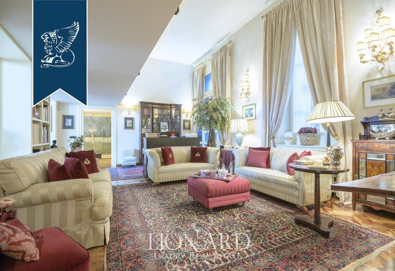 Дом в Милане, Италия, 380 м² - фото 10