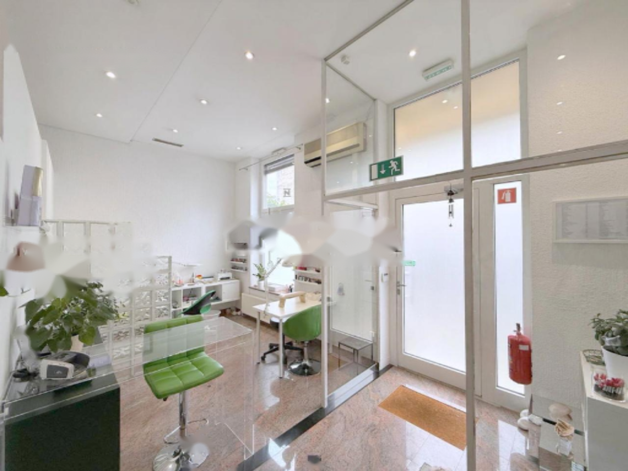 Офис в Любляне, Словения, 70 м² - фото 1