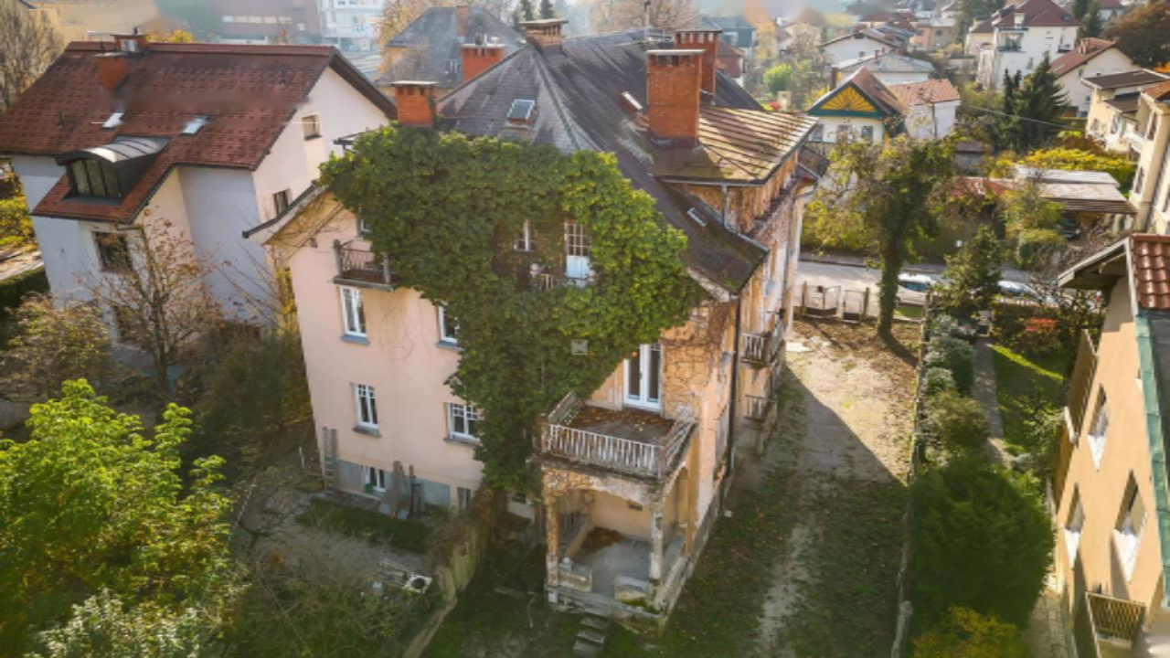 Дом в Любляне, Словения, 460 м² - фото 1
