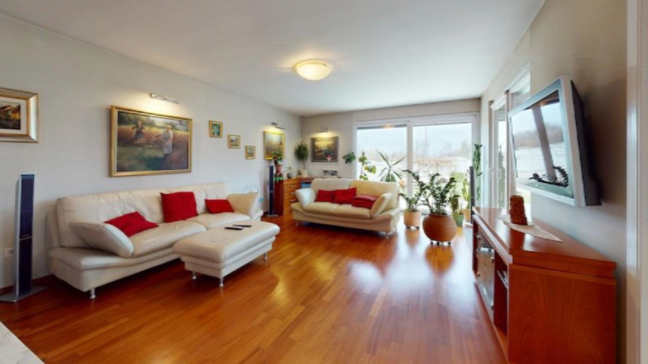 Дом в Любляне, Словения, 350 м² - фото 1