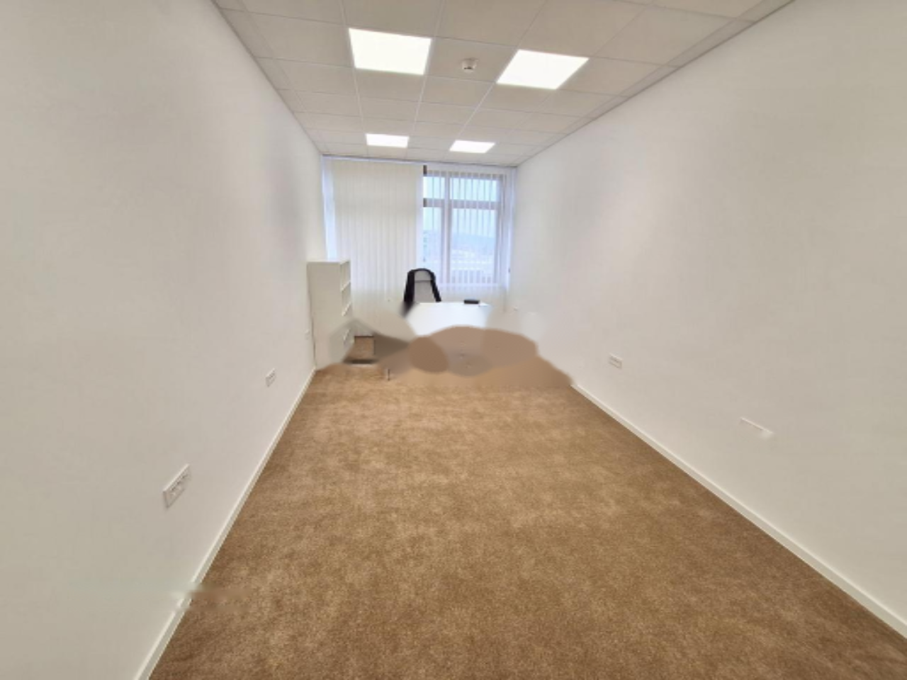 Офис в Любляне, Словения, 28 м² - фото 1