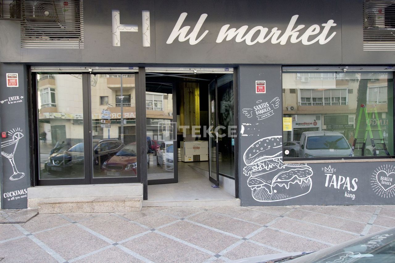 Кафе, ресторан в Торремолиносе, Испания, 276 м² - фото 2