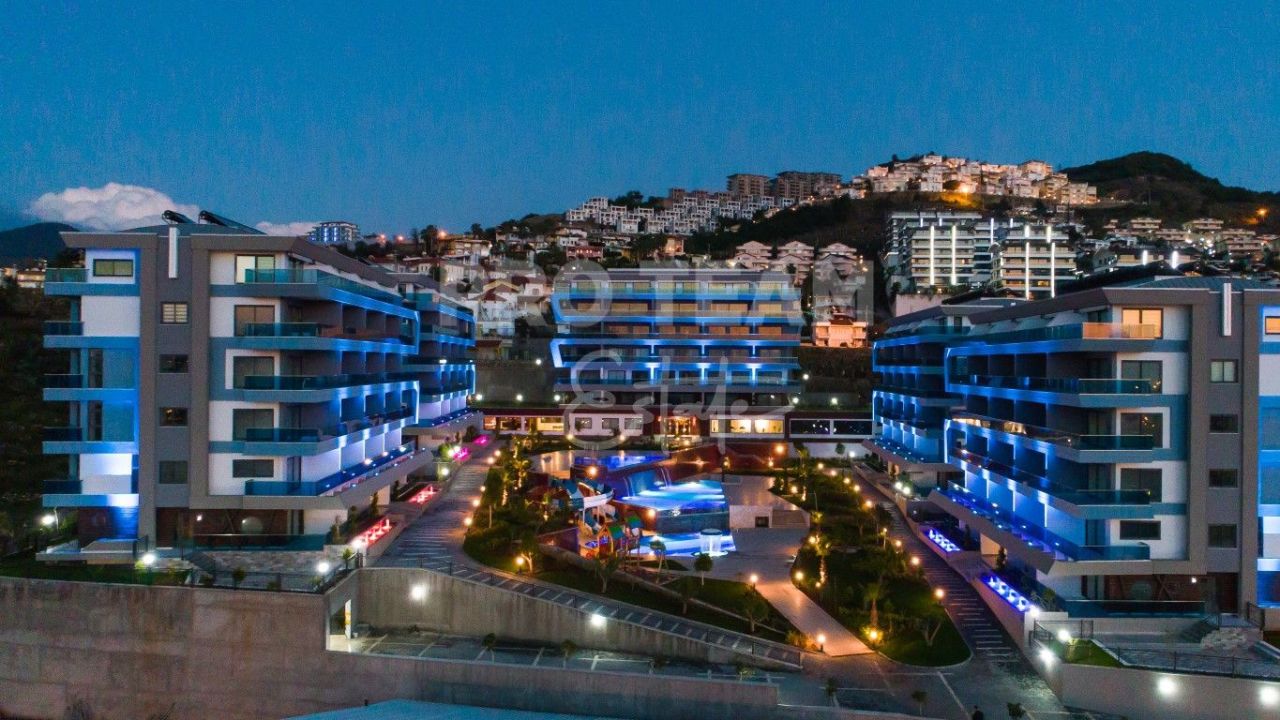 Квартира в Алании, Турция, 240 м² - фото 1